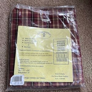 Primitive maroon Black and Tan valance